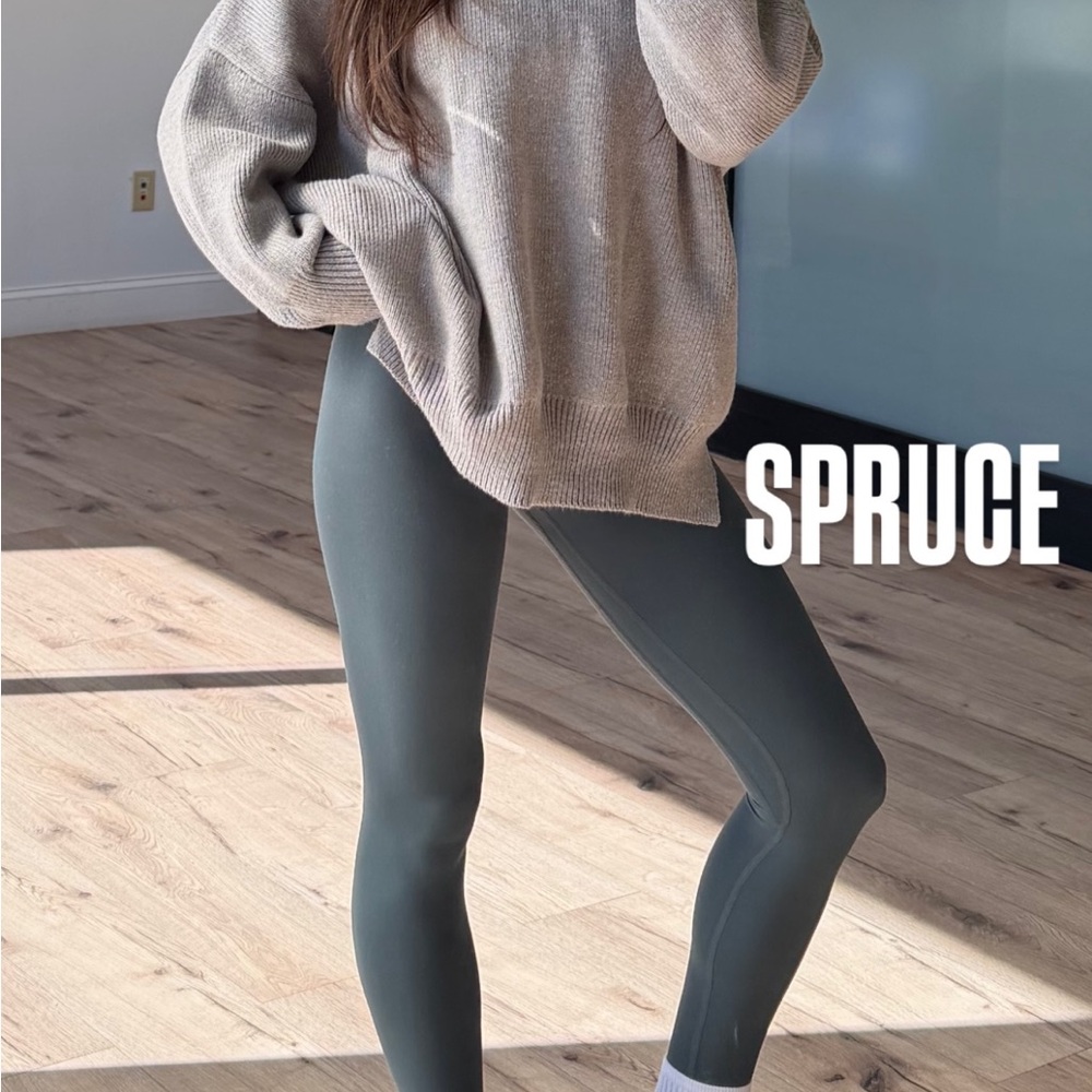 High-Waisted Spruce color Shop Talulah Leggings